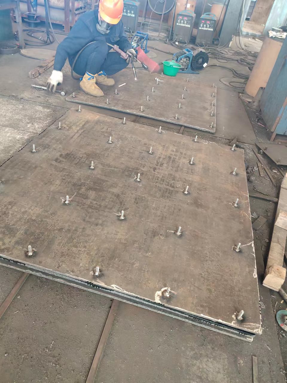 耐磨合金衬板6+6，6+4，8+6