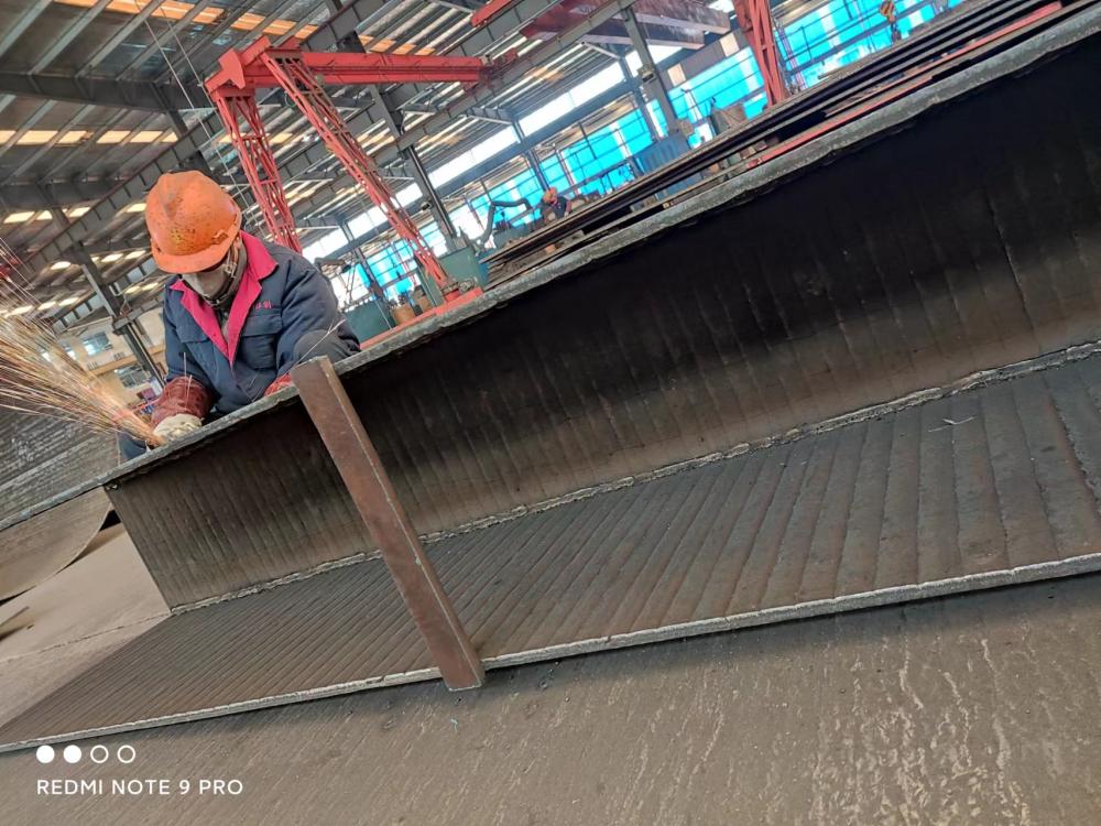 堆焊耐磨板溜槽，溜槽衬板