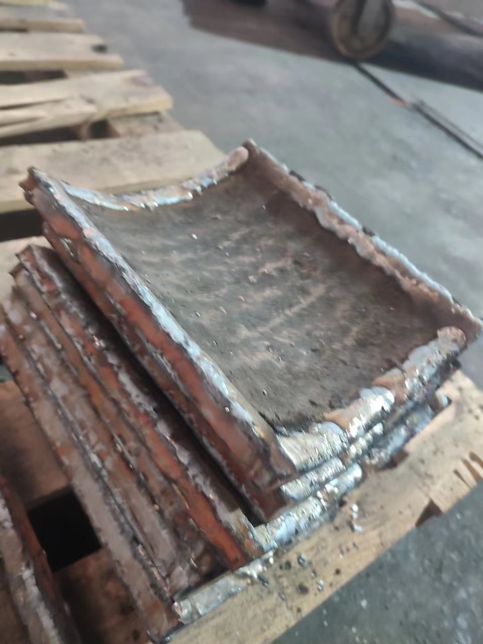 耐磨板压弧折弯打孔