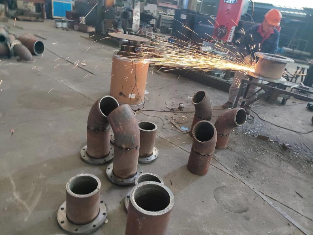 8+4耐磨管，堆焊耐磨管