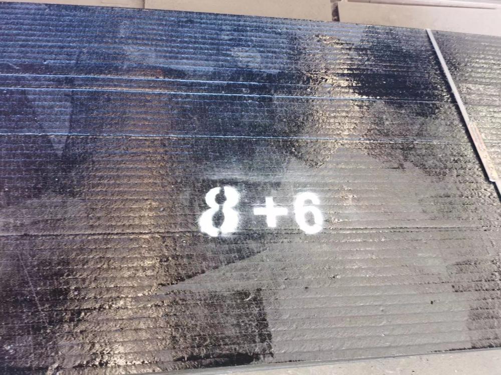 堆焊耐磨板，耐磨弧板切割